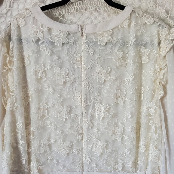 Alexis Cream Lace Cutout Long Sleeve Wedding Dress NWT - Picture 9 of 12